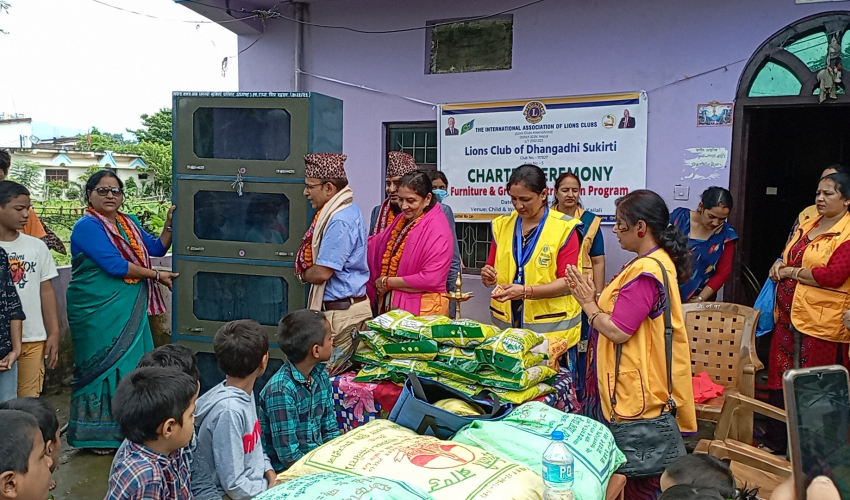 लायन्स क्लब अफ धनगढी सुकृतिद्वारा सेफ हाउसलाइ खाद्यान्न तथा फर्निचर सहयोग